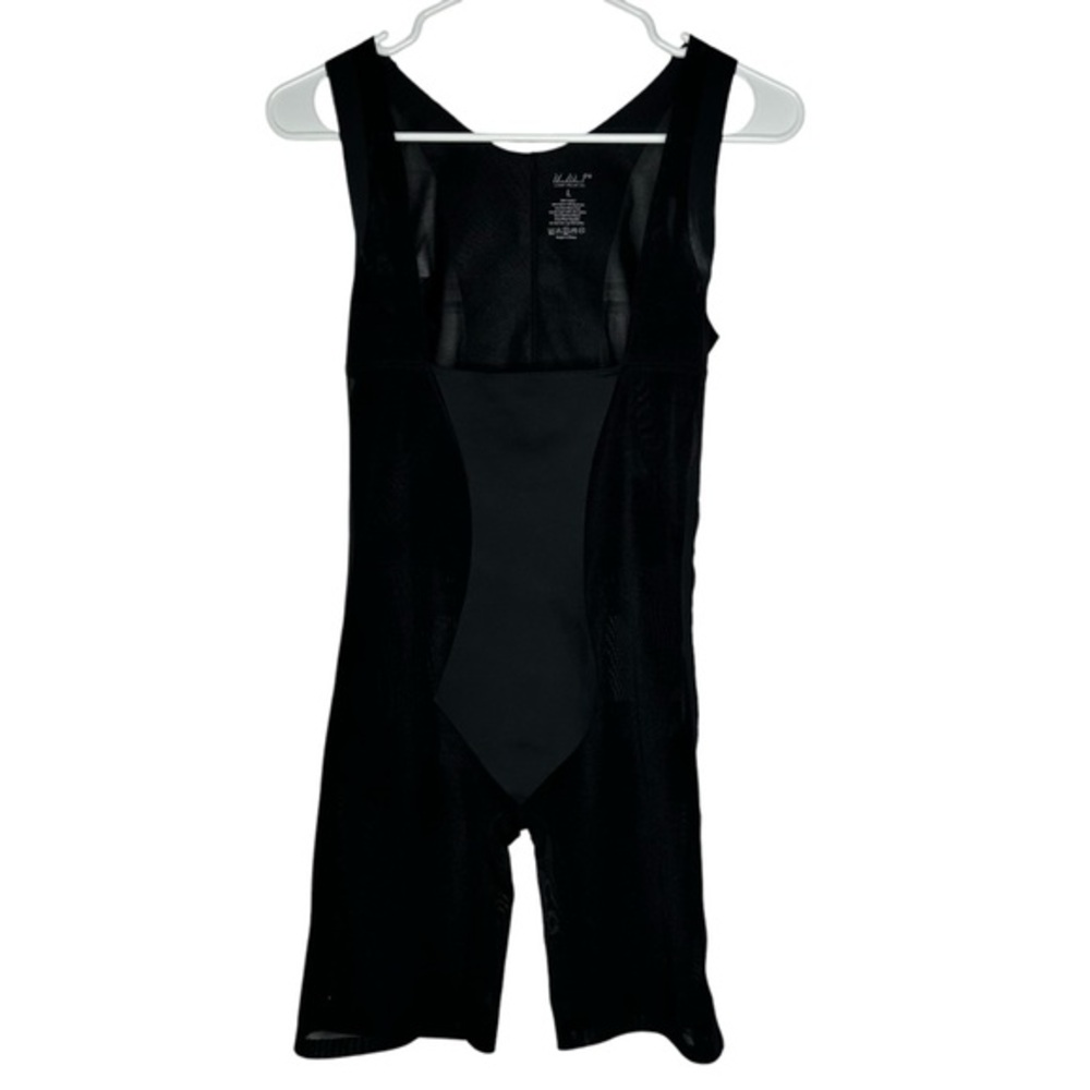 Under Where? Luxury Collection‎ power mesh mid-thigh Bodysuit. Large